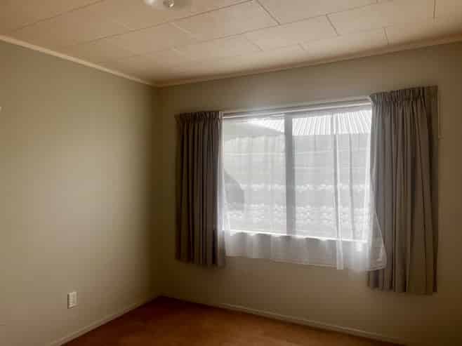 2/715 Charles Street, Raureka