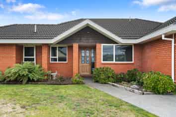 29 Sea Eagles Place, North New Brighton