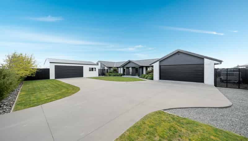 9 Pegasus Place, Seaward Bush