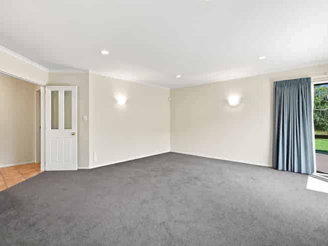 14 Olympus Grove, Papamoa