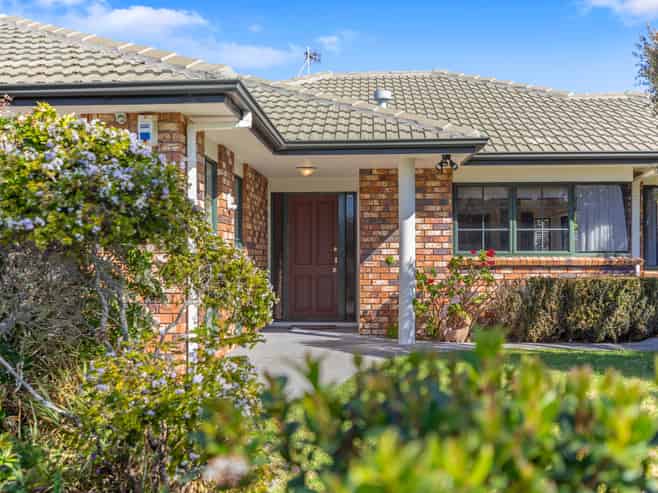 14 Olympus Grove, Papamoa