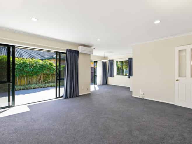 14 Olympus Grove, Papamoa