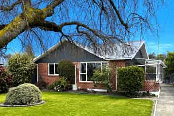 9 Woods Street, Allenton