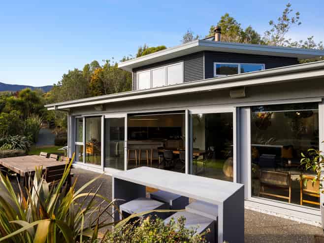 58 Macs Road, Hira