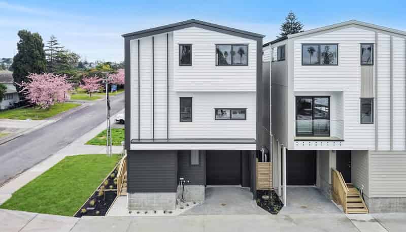 2/27 Brady Road, Otahuhu