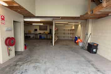 171sqm Warehouse + Office | Markedo Place