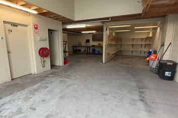 171sqm Warehouse + Office | Markedo Place