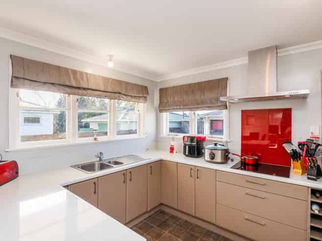 66 Keeling Street, West End