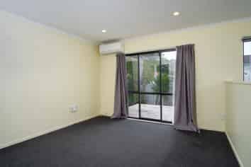 17A Vina Place, Massey