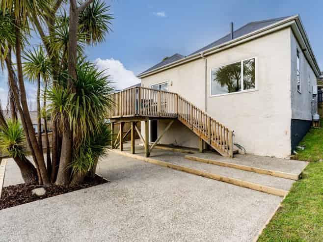 74 Kaikorai Valley Road, Kaikorai