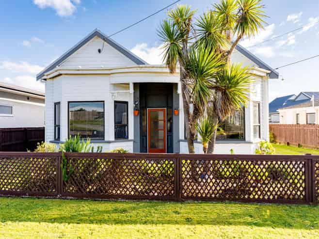 140 Victoria Road, SAINT KILDA