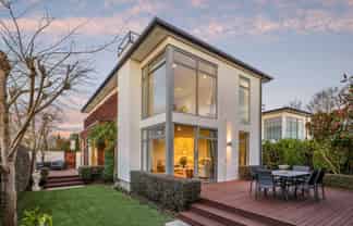 20 Holmwood Road, Merivale