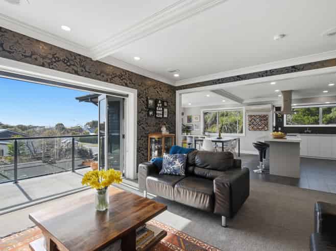 18 Soleares Avenue, Mount Pleasant