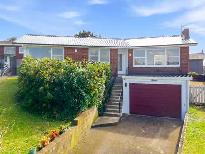 11 Boys Place, Pakuranga Heights