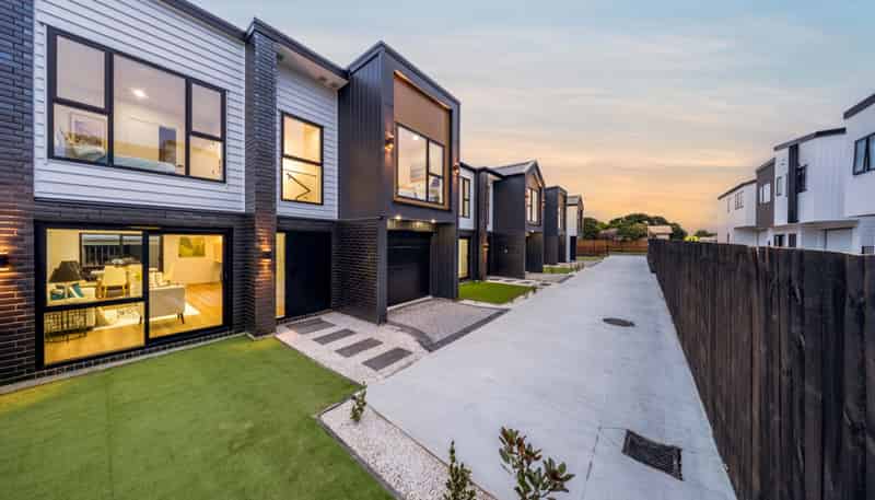106B Edgewater Drive, Pakuranga