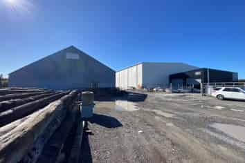Large Scale Warehouse plus Yard
