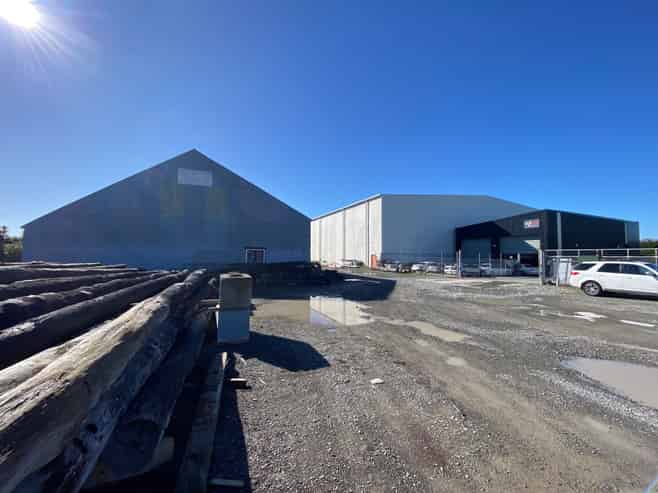 Large Scale Warehouse plus Yard