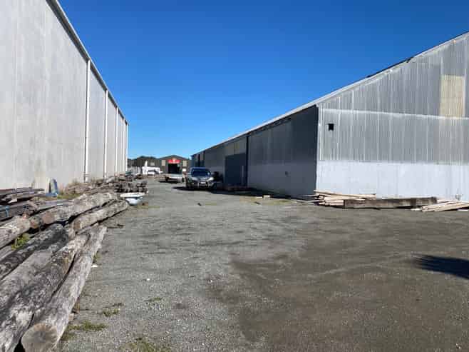 Large Scale Warehouse plus Yard