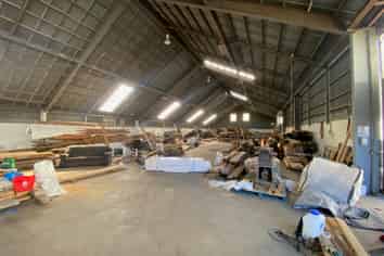 Large Scale Warehouse plus Yard