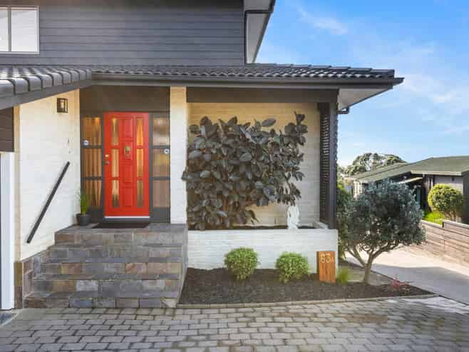1/63 Churchill Road, Murrays Bay