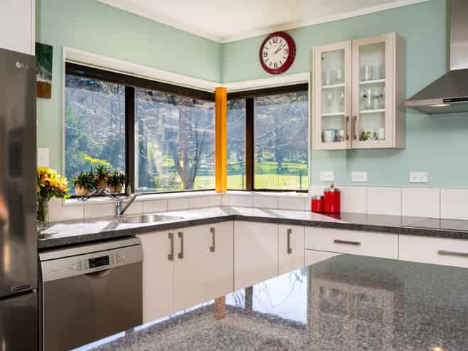 27 Golding Road, Taradale