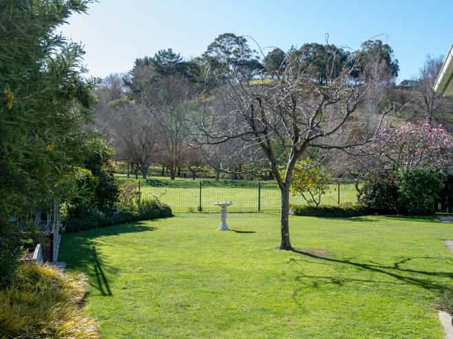 27 Golding Road, Taradale