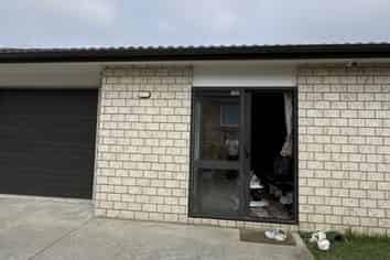 31B Dawson Road, Otara