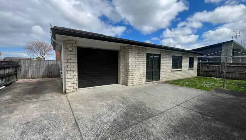 31B Dawson Road, Otara