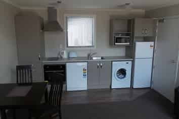 18L Charlemont Street, Hamilton Central