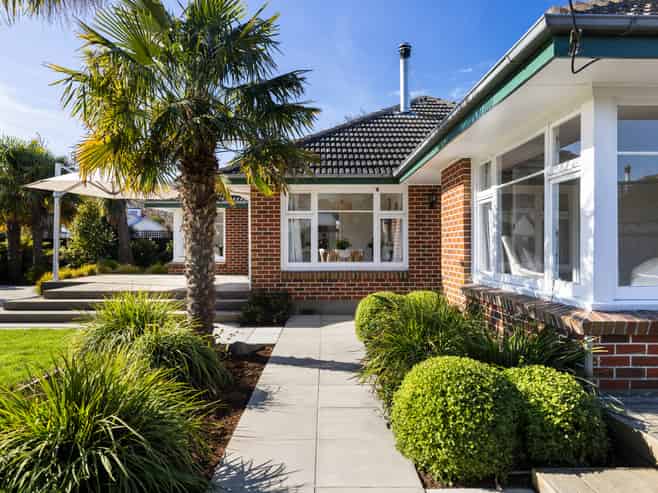 27 Barclay Place, Burwood