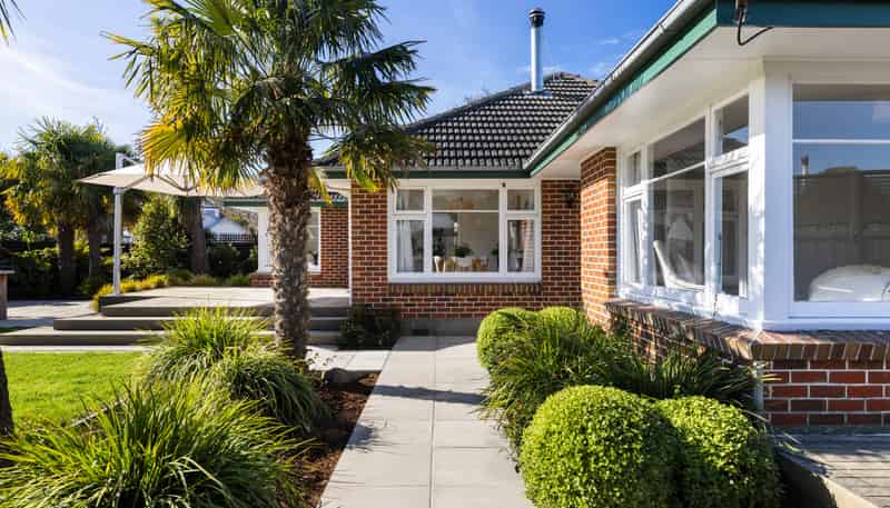 27 Barclay Place, Burwood