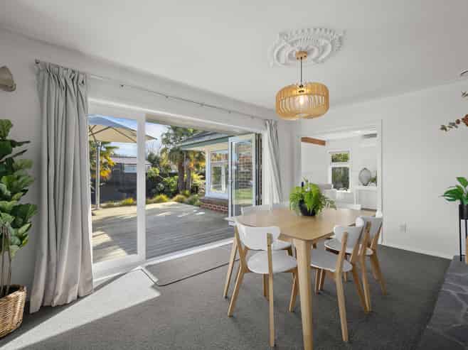27 Barclay Place, Burwood