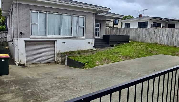 36 Browns Road, Manurewa