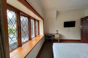 Room 2/Unit 1-35 Heriot Row, Dunedin Central