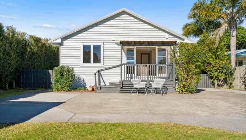 6  Tiri Tiri Road, Birkdale