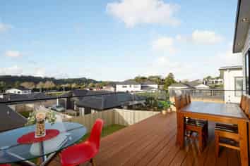 17 Katote Avenue, Swanson