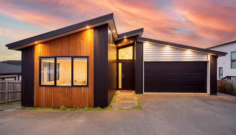 17 Katote Avenue, Swanson