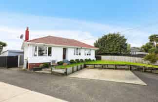 14 Alma Street, Te Atatu South