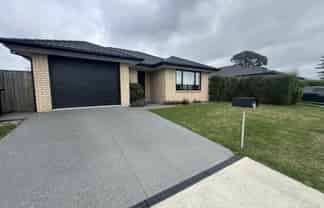 23 Minerva Crescent, Woodend