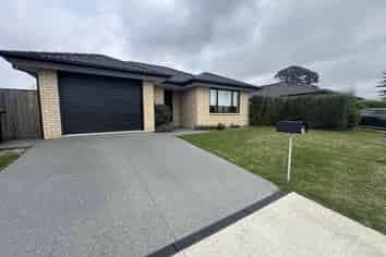 23 Minerva Crescent, Woodend