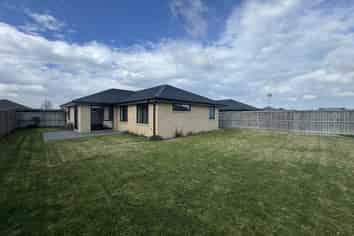 23 Minerva Crescent, Woodend