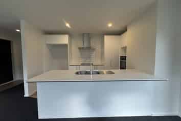 23 Minerva Crescent, Woodend