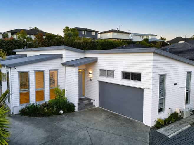 11 Ridgedale Road, Millwater