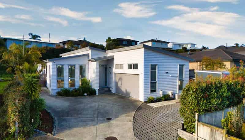11 Ridgedale Road, Millwater