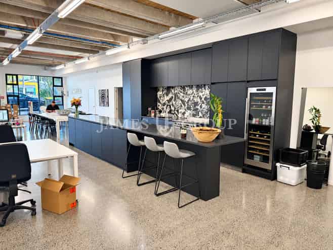 PREMIUM GREY LYNN OFFICE/SHOWROOM