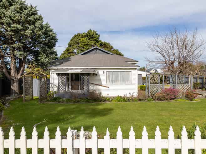 124 Fitzherbert Street, Featherston