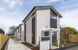 4/24  Parlane Street, Addington