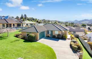 51 Earlsway, Warkworth