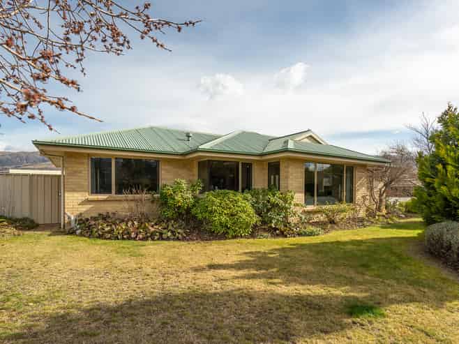 17 Orchard Place, Cromwell