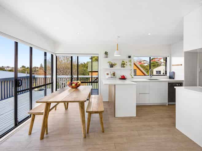 7 McIlroy Avenue, Hillsborough